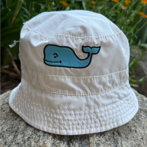 Vineyard Vines Other - Vineyard Vines infant Sun bucket Hat reversible